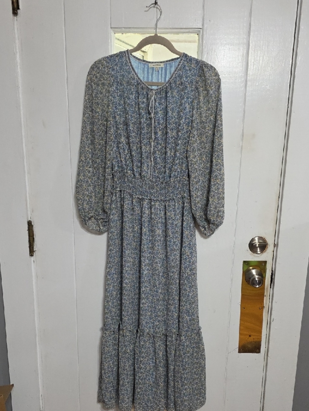 Max Studios Women's Dress Blue/Gold Floral Flowy Buttons Smocked Lined Sz M EUC